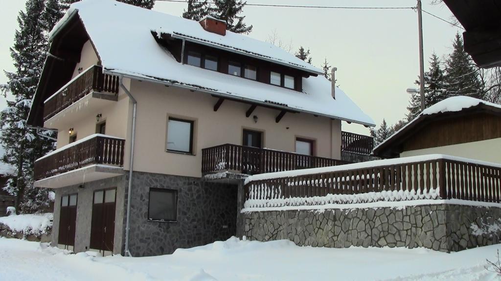 Hotel Tourist Farm Pacnik Resnik Exteriér fotografie