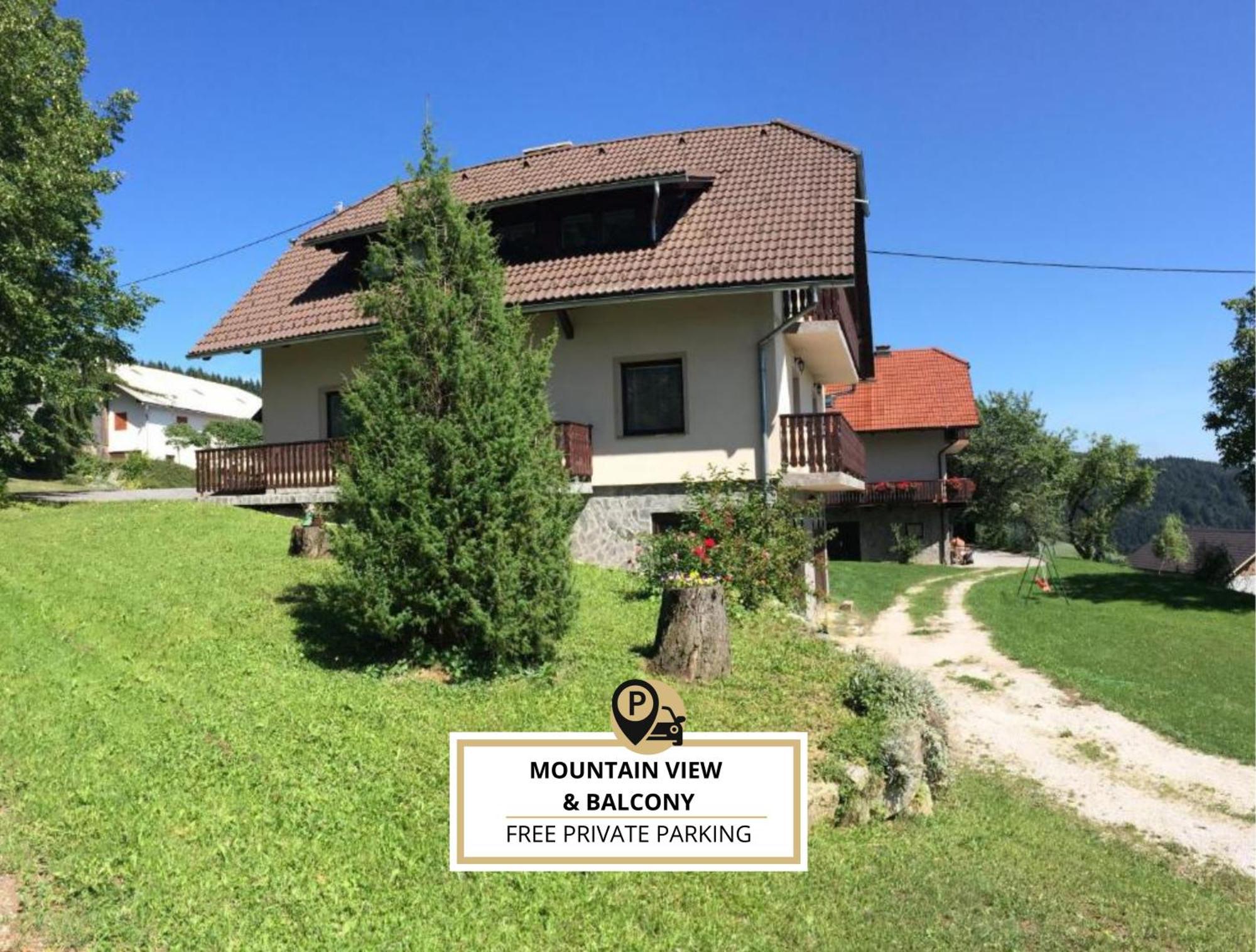 Hotel Tourist Farm Pacnik Resnik Exteriér fotografie